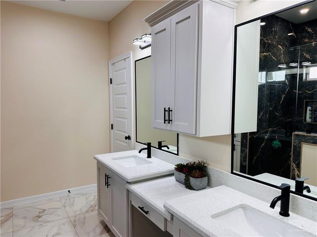 5941 Cardiff Avenue, Edinburg, TX 78542