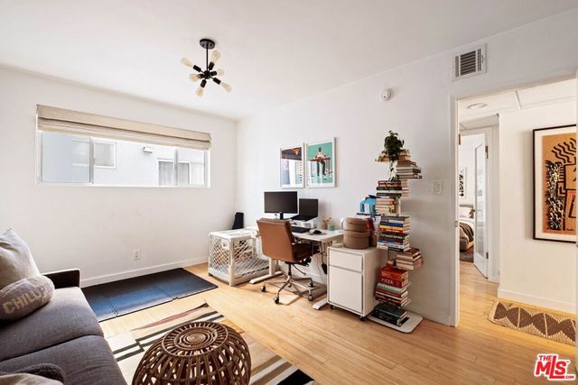 550 N Croft Avenue 2, Los Angeles, CA 90048