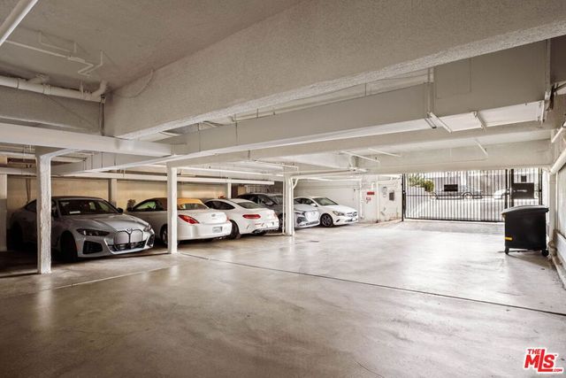 550 N Croft Avenue 2, Los Angeles, CA 90048