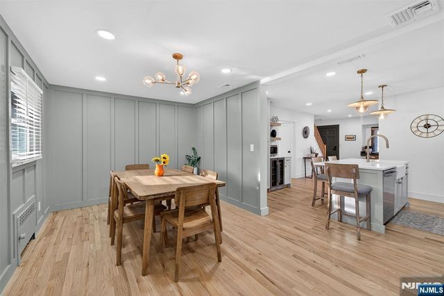 96 Lynwood Road, Verona, NJ 07044