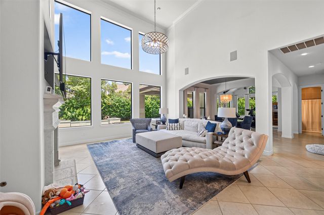6 Yarbrough Bend Court, Spring, TX 77389