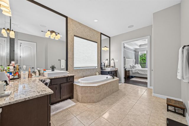6 Yarbrough Bend Court, Spring, TX 77389