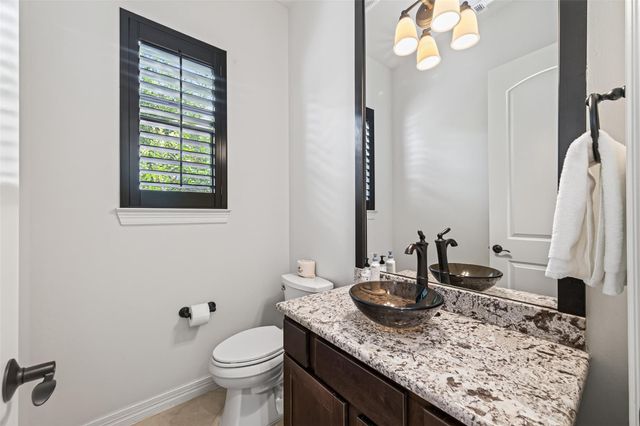 6 Yarbrough Bend Court, Spring, TX 77389