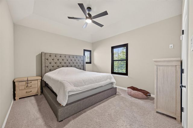6 Yarbrough Bend Court, Spring, TX 77389