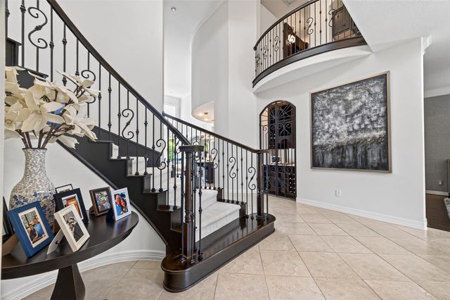 6 Yarbrough Bend Court, Spring, TX 77389