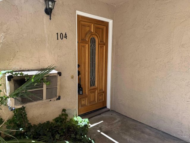 1075 N Escondido Blvd 104, Escondido, CA 92026