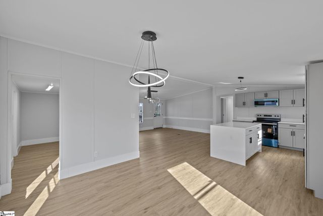 310 Walnut Court, Fountain Inn, SC 29644