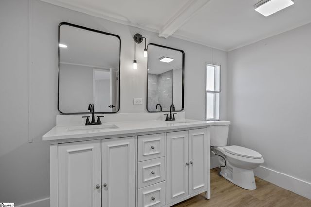 310 Walnut Court, Fountain Inn, SC 29644