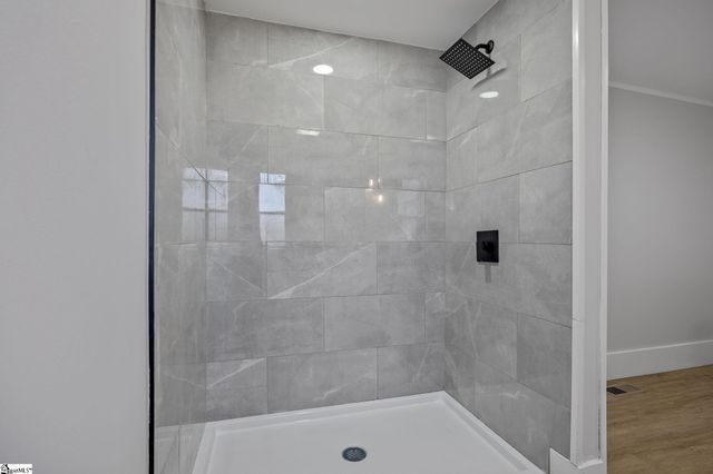 310 Walnut Court, Fountain Inn, SC 29644