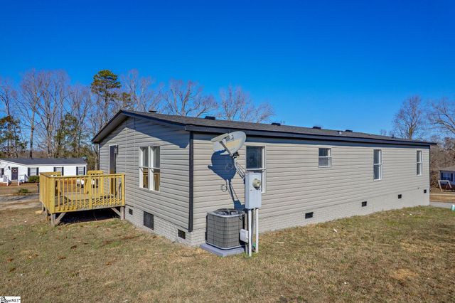 310 Walnut Court, Fountain Inn, SC 29644