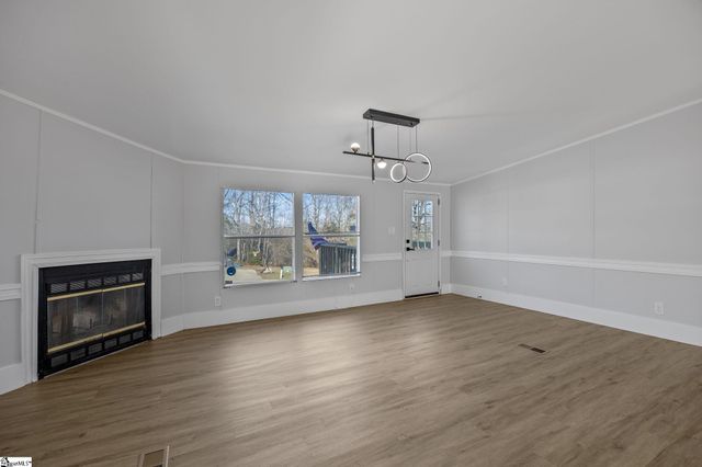 310 Walnut Court, Fountain Inn, SC 29644