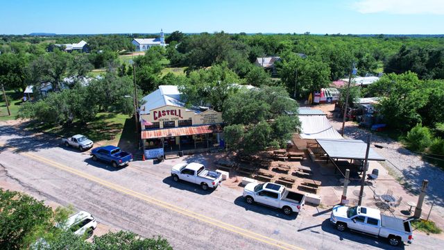 19811 W Ranch Road 152 RD, Llano, TX 78643