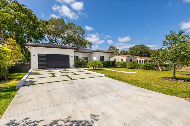 1030 NE 121st Street, Biscayne Park, FL 33161