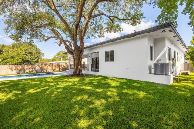 1030 NE 121st Street, Biscayne Park, FL 33161