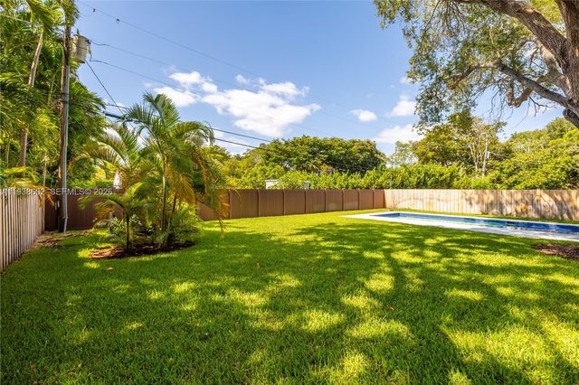1030 NE 121st Street, Biscayne Park, FL 33161