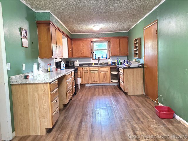 1950 Cedar Bluff Road, Fort Gibson, OK 74434