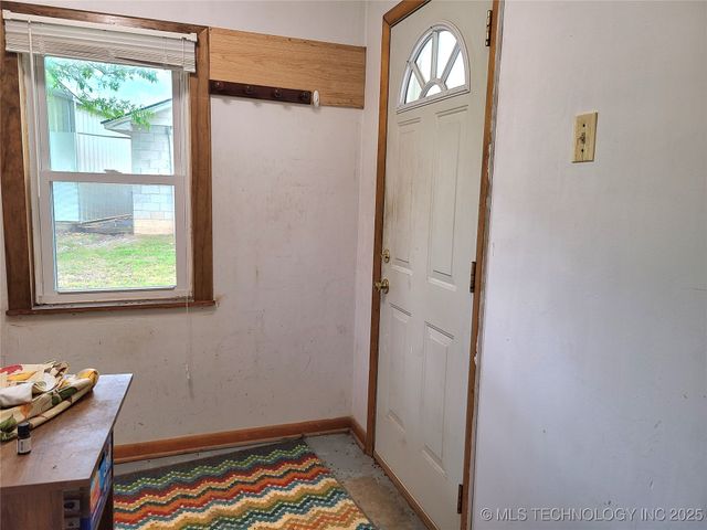 1950 Cedar Bluff Road, Fort Gibson, OK 74434