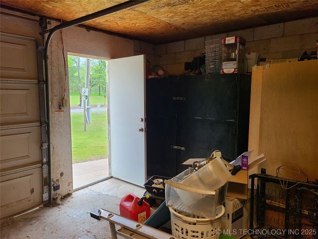 1950 Cedar Bluff Road, Fort Gibson, OK 74434