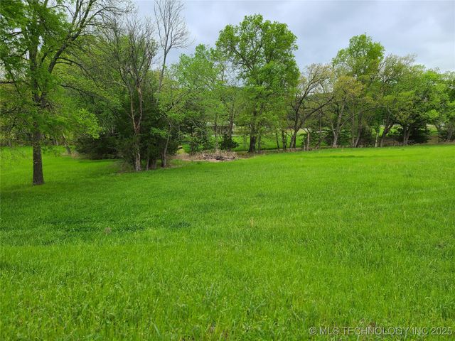 1950 Cedar Bluff Road, Fort Gibson, OK 74434