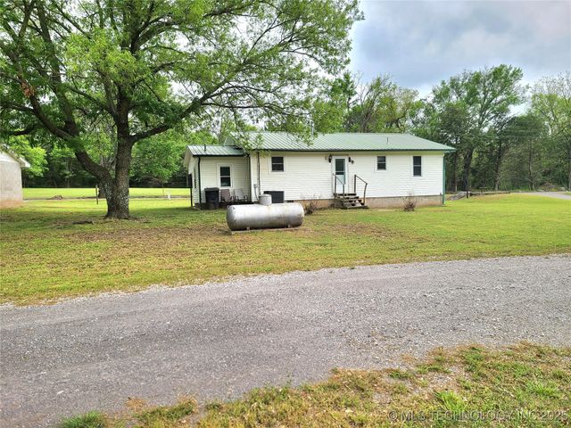 1950 Cedar Bluff Road, Fort Gibson, OK 74434