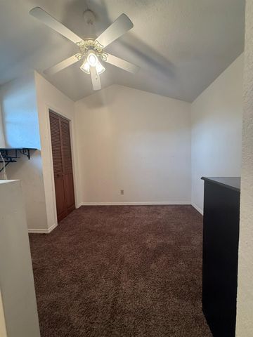 295 295 Mooring CIR A, Lakeway, TX 78734