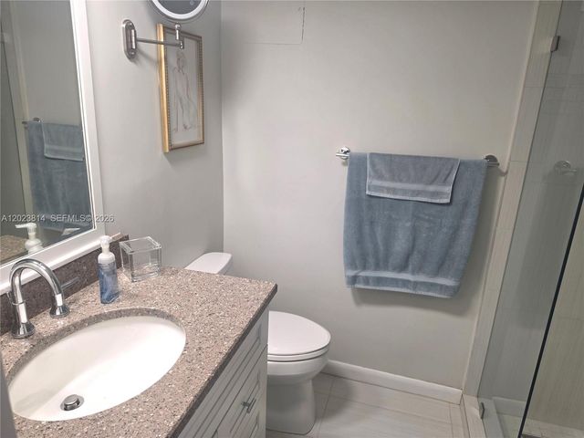 5161 Collins Ave 502, Miami Beach, FL 33140