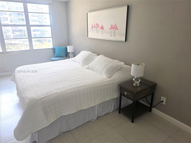 5161 Collins Ave 502, Miami Beach, FL 33140