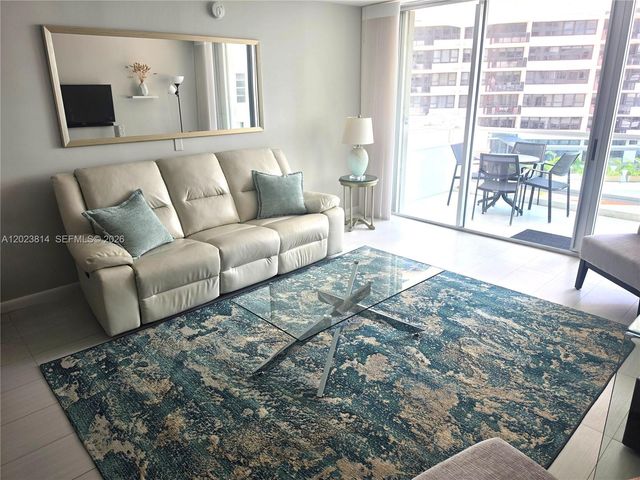 5161 Collins Ave 502, Miami Beach, FL 33140