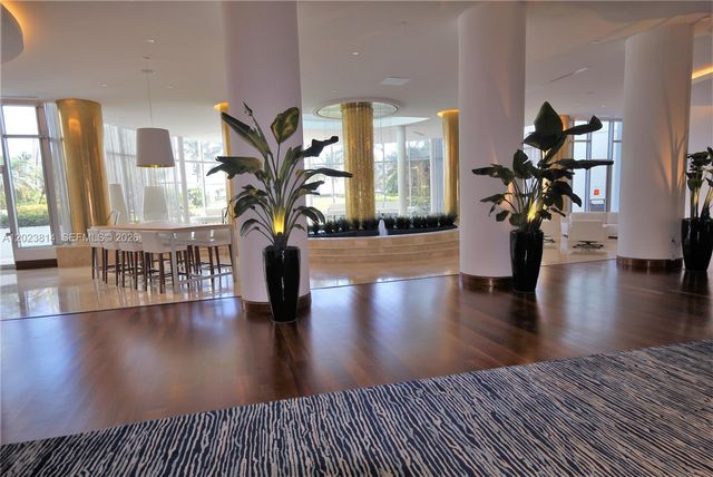 5161 Collins Ave 502, Miami Beach, FL 33140
