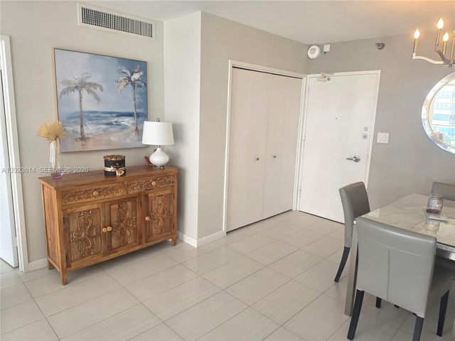5161 Collins Ave 502, Miami Beach, FL 33140