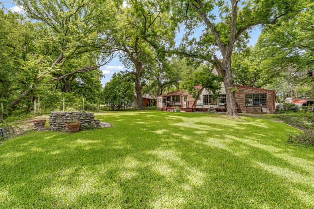 2917 Waterwood Court, Granbury, TX 76048