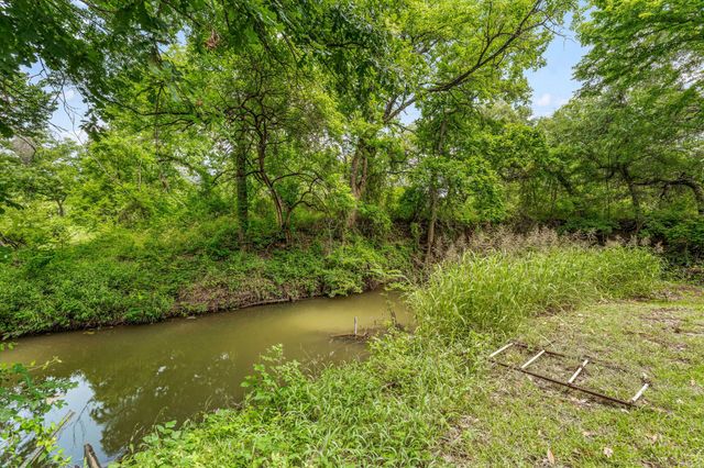 2917 Waterwood Court, Granbury, TX 76048