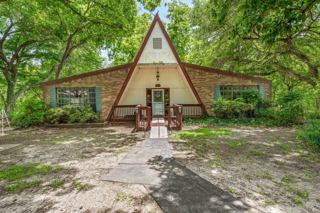 2917 Waterwood Court, Granbury, TX 76048