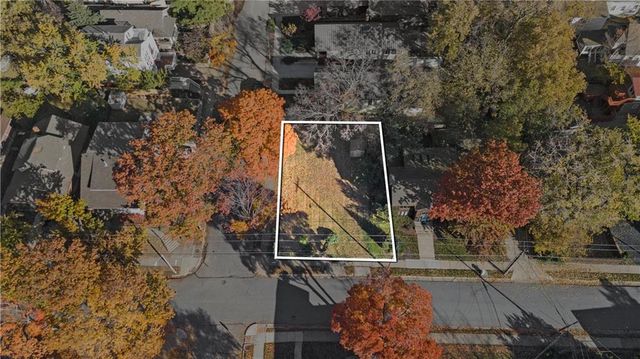 1118 W 48th Street, Kansas City, MO 64112