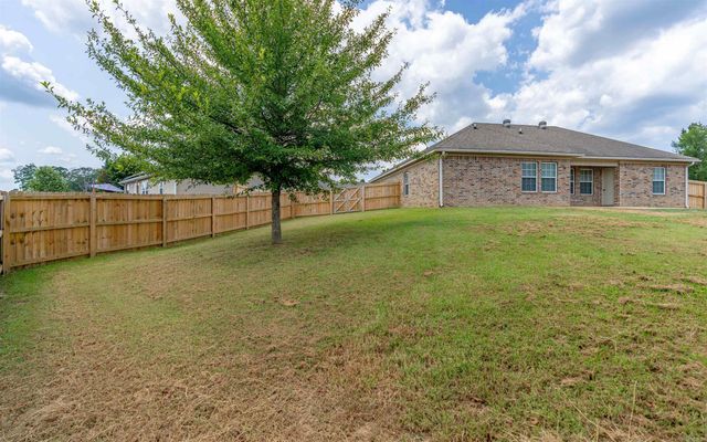 711 Fair Lane, Alexander, AR 72002