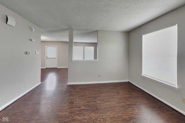 2233 Summerfield Drive, Plainfield, IN 46168