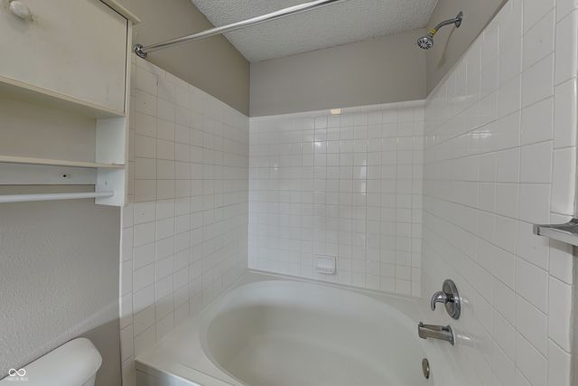 2233 Summerfield Drive, Plainfield, IN 46168