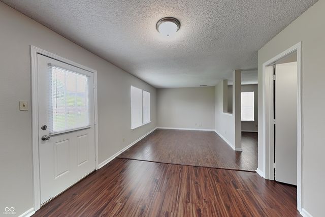2233 Summerfield Drive, Plainfield, IN 46168