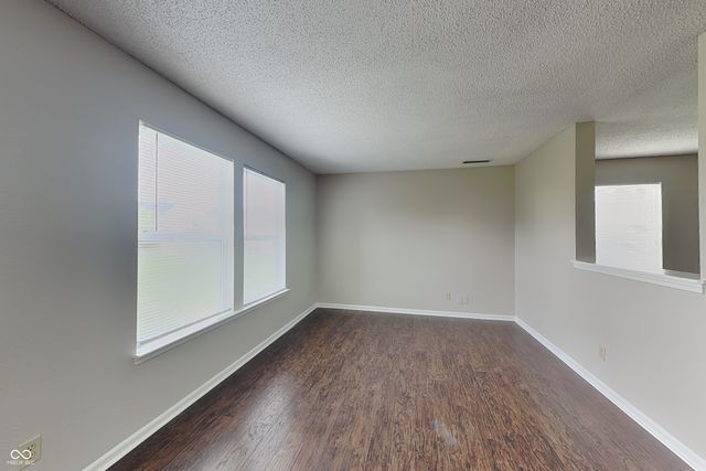 2233 Summerfield Drive, Plainfield, IN 46168