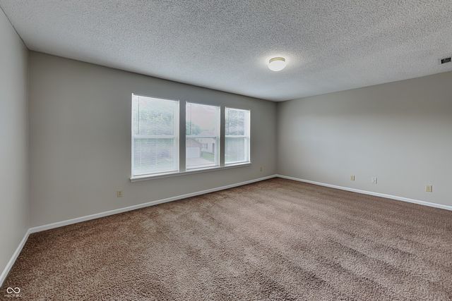 2233 Summerfield Drive, Plainfield, IN 46168