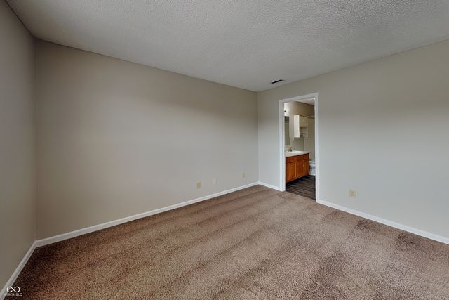 2233 Summerfield Drive, Plainfield, IN 46168