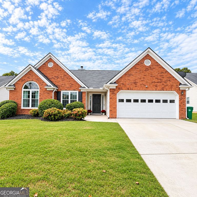 2762 Hillvale Cove Way, Lithonia, GA 30058 — exterior
