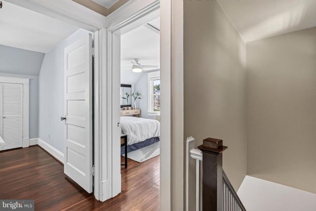 210 S BARTON ST S, Arlington, VA 22204