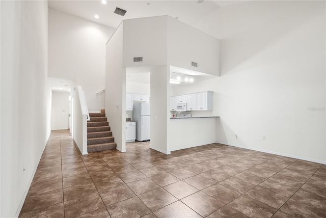 1571 NW 29TH ROAD 3, Gainesville, FL 32605