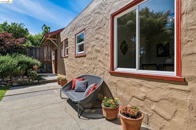 5705 Panama Ave, Richmond, CA 94804