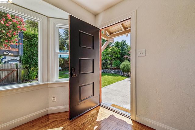 5705 Panama Ave, Richmond, CA 94804