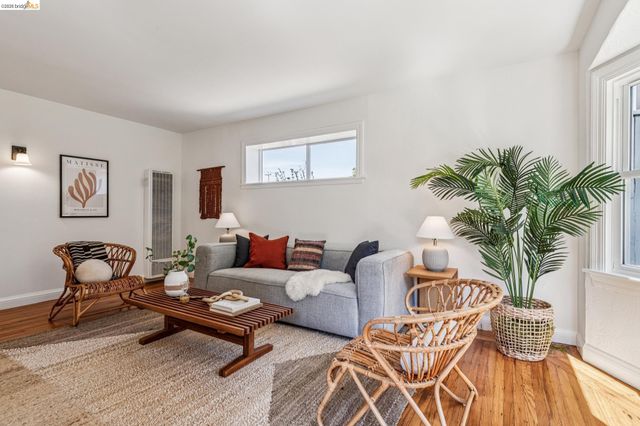 5705 Panama Ave, Richmond, CA 94804