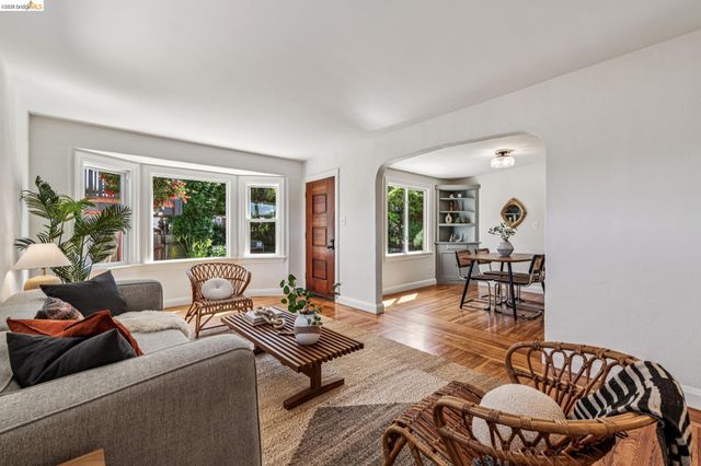 5705 Panama Ave, Richmond, CA 94804