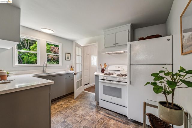 5705 Panama Ave, Richmond, CA 94804