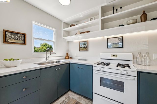 5705 Panama Ave, Richmond, CA 94804